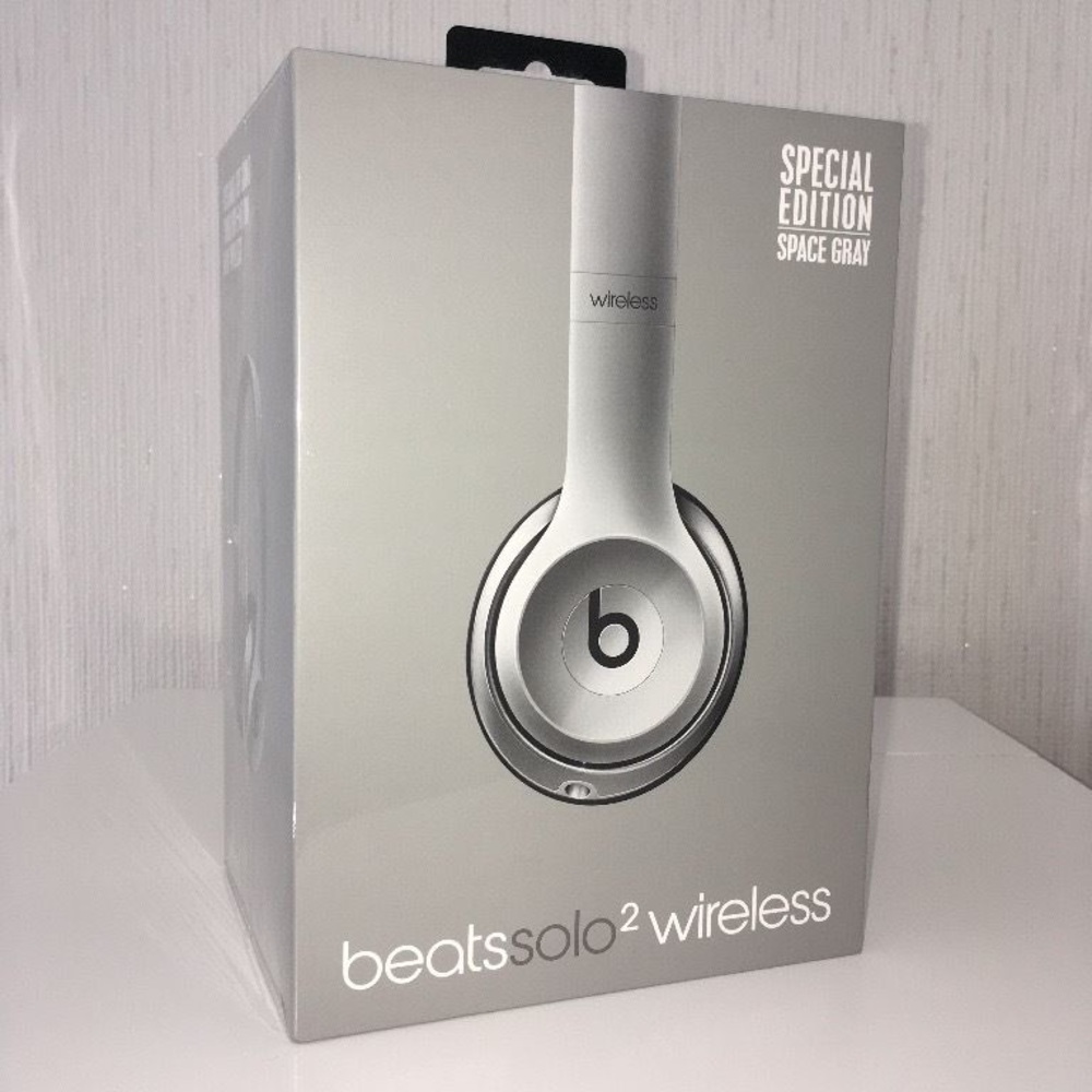 Beats Solo 2 Wireless Headphones SPECIAL EDITION